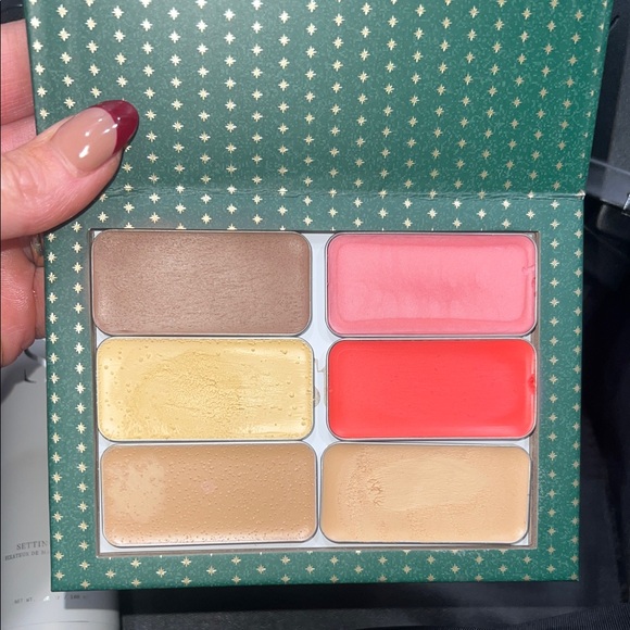 Seint Bag and Seint makeup - Picture 5 of 8